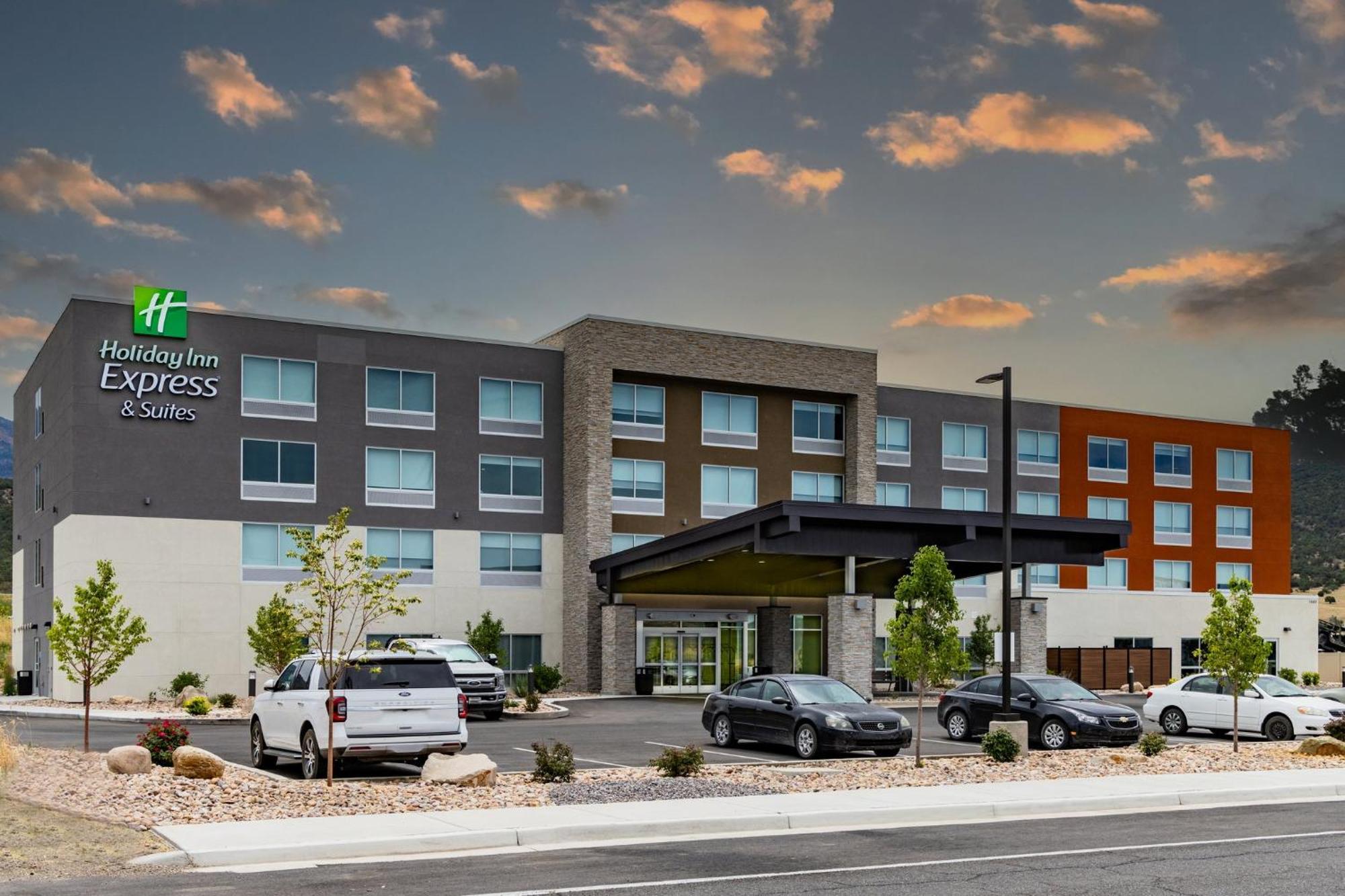 Holiday Inn Express & Suites - Nephi By Ihg Luaran gambar